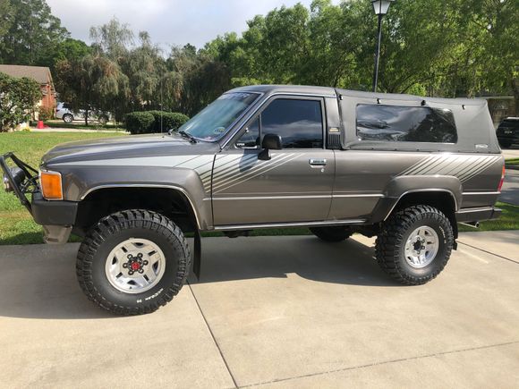 Back to SR5 alloys w/ Deegan 38, 32x11.5x15 MT, March 2020. Soft Topper acquired November 2019