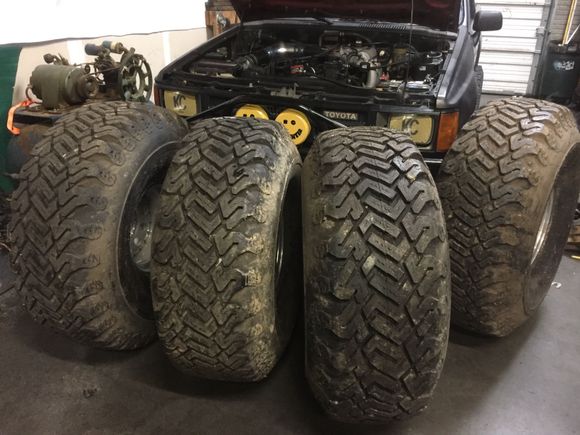 Finally scored a set of NEW dick cepek fun country 2 44" tires today!