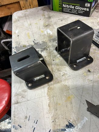 McKinnons Cruisers block mounts