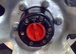 The manual hubs off my '90, refubished...