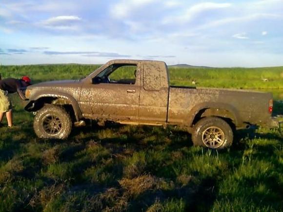 n887540384 3303591 2179