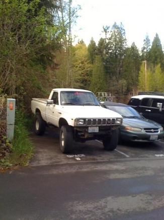 when i first got it. it came on 28's but i had it on the 32's the first day.