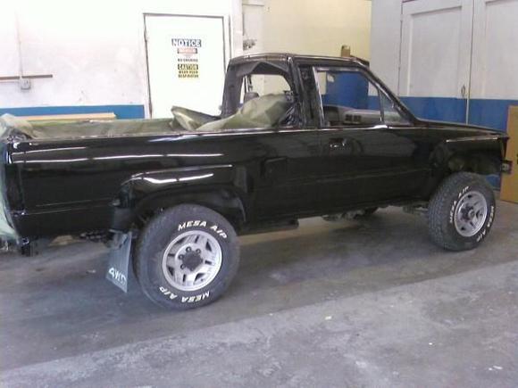 Looks like your standard black glossy paint job but.....