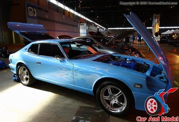 HIN 2008 in Chicago...shown with ChicagoZ.com