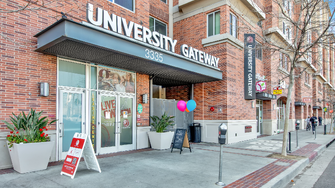 University Gateway Apartments 75 Reviews Los Angeles CA