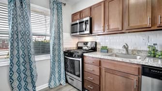 Melvin Park Apartments - Catonsville, MD