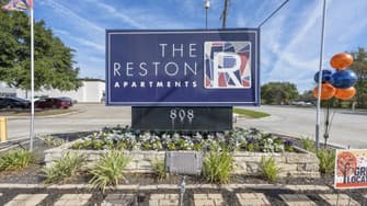 The Reston Apartments - Conroe, TX