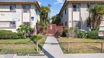 621-625 West Hyde Park Apartments - Inglewood, CA