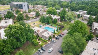 Breckinridge Square Apartments - Louisville, KY