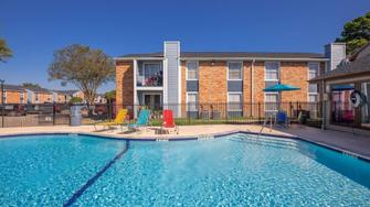 Fallbrook Apartments - Houston, TX