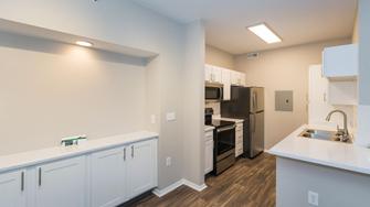 RidgePointe at Gleneagle Apartments - Colorado Springs, CO