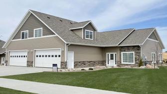 Coulee Ridge Apartments - Bismarck, ND