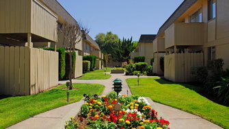 Inglewood Oaks Apartments - Stockton, CA