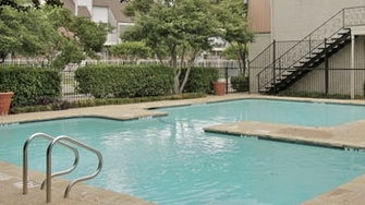 Spring Hill Apartments - Fort Worth, TX