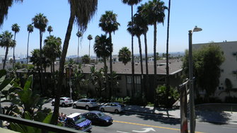 Vantage at Hollywood Hills  - Los Angeles, CA