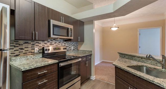 Elan at Mallard Creek Apartment Homes - 48 Reviews | Charlotte, NC