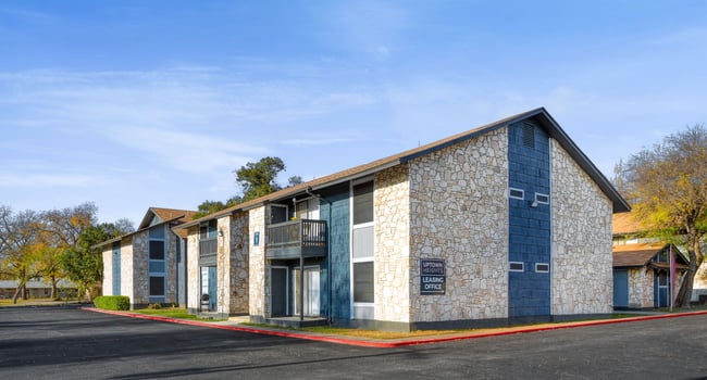 Amber Square Ii - 6 Reviews | San Antonio, TX Apartments for Rent |  ApartmentRatings©