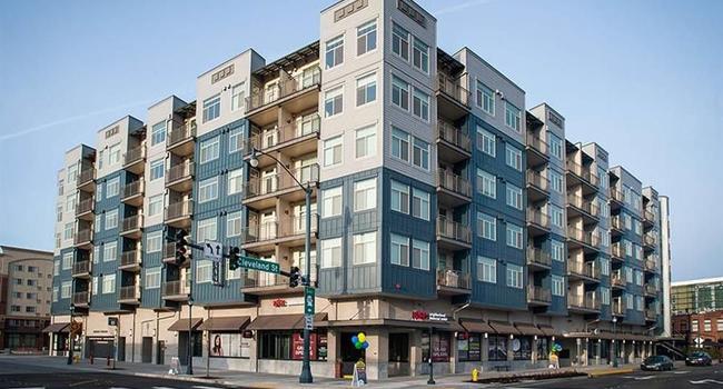 Elan Redmond Town Center Luxury Apartments 41 Reviews Elan Redmond Town Center Luxury Apartments