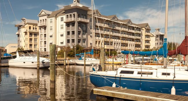 East Beach Marina Apartments 119 Reviews Norfolk Va Apartments For Rent Apartmentratings C