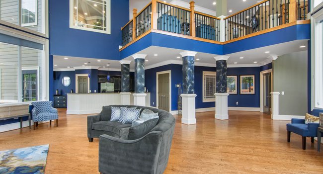 Creekside Crossing Apartment Homes 204 Reviews