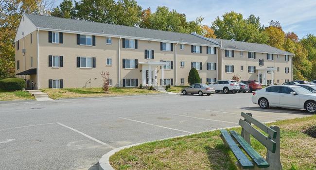 Cedar Tree Apartments 70 Reviews Wilmington De Apartments For Rent Apartmentratings C