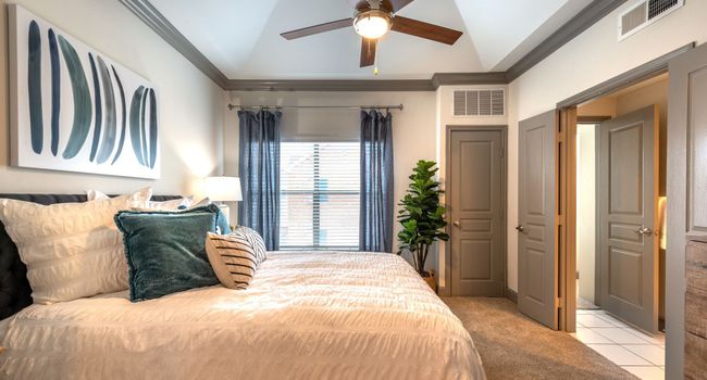 Manchester State Thomas Apartments - 173 Reviews | Dallas, TX