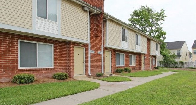Ebbetts Plaza Reviews Virginia Beach VA 512 Featherstone Ct
