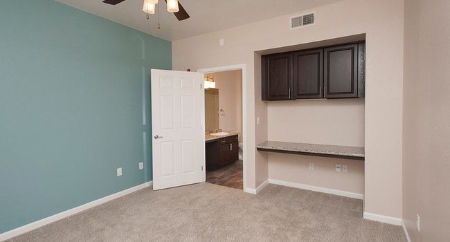 Vintage At South Meadows 84 Reviews Reno Nv Apartments For Rent Image Of Vintage At South Meadows In Reno Nv