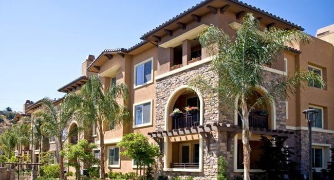 Modern Aquatera Apartments San Diego Prices for Small Space