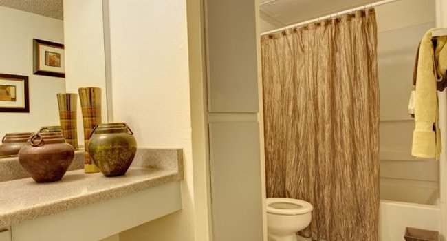 Skyline Place 79 Reviews Dallas Tx Apartments For Rent Image Of Skyline Place In Dallas Tx
