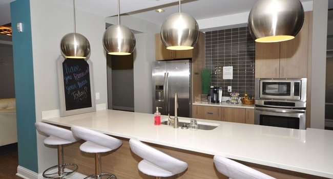 Pavilion At North Grounds 10 Reviews Charlottesville Va Apartments For Rent Apartmentratings C