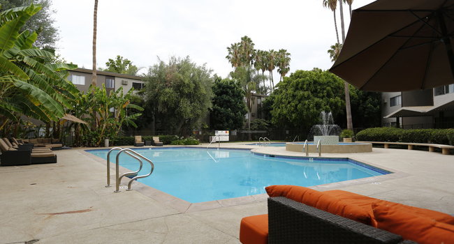 Summerview Beach Resort Luxury Apartments - Sherman Oaks CA