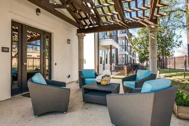 The Alcove at Alamo Heights - 17 Reviews | San Antonio, TX Apartments